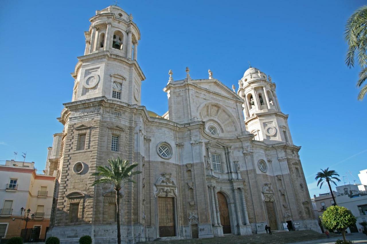 Gades Suite Cadiz Exterior photo