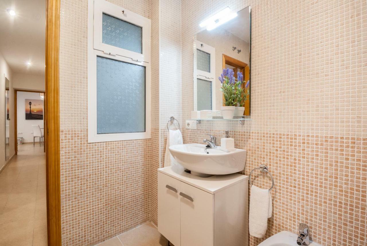 Gades Suite Cadiz Exterior photo