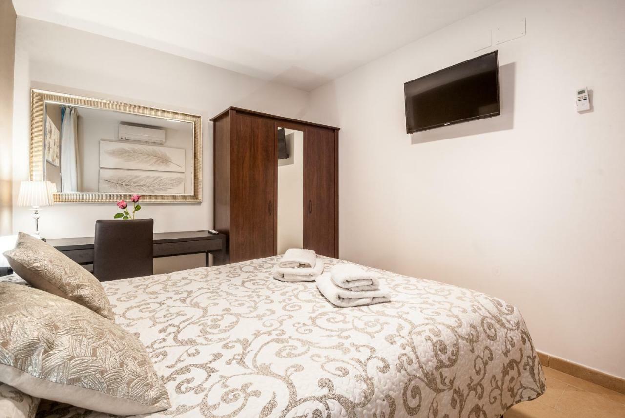 Gades Suite Cadiz Exterior photo